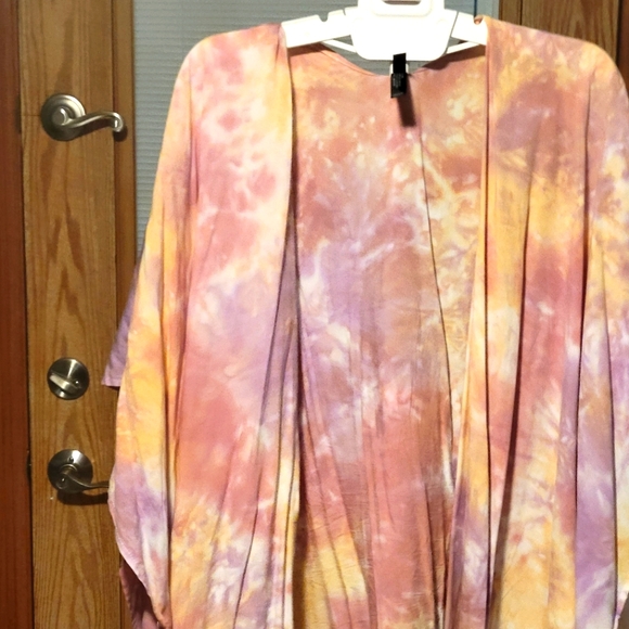 Plus size Torrid Ruana - Picture 2 of 4